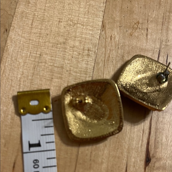 Goldtone Pierced Earrings Bundle- 4 pair - Picture 8 of 9